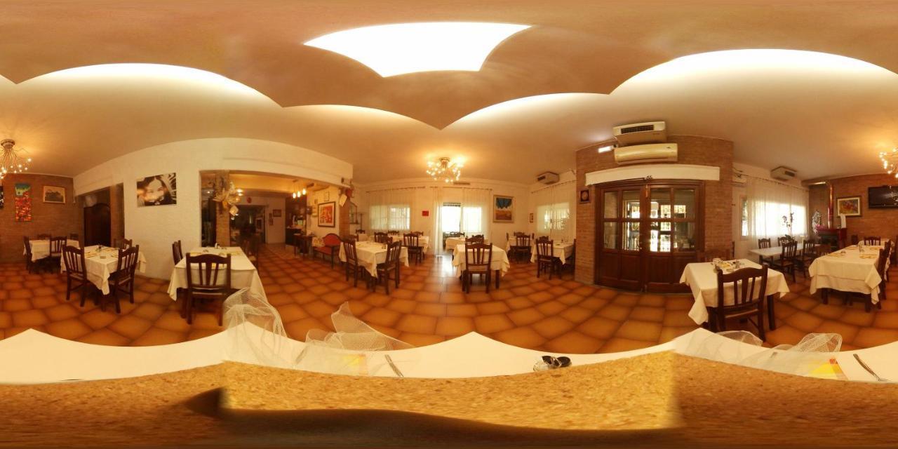 Hotel Lory Ficarolo Exterior photo